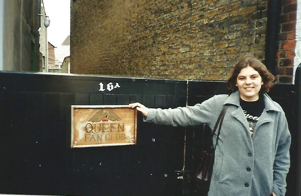 The author as a teenager, at the headquarters of the Official Queen International Fan Club, in the UK. (Courtesy Paula Moura)