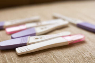 An assortment of pregnancy tests. (Catherine McQueen/GettyImages)
