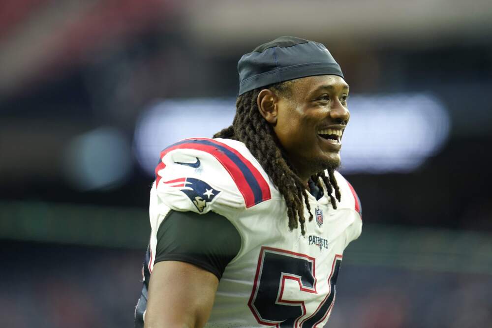 New England Patriots linebacker Dont'a Hightower smiles after an NFL football game in 2021. (Matt Patterson/AP)