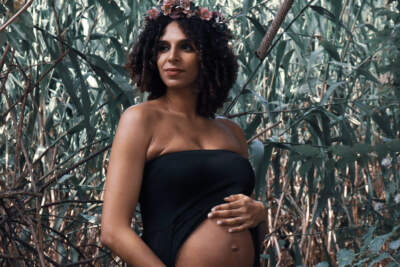 Stefanie Belnavis, who launched Birthlooms,  photographed Dr. Sade Bully-Bell pregnant with Isaiah Bell.  (Courtesy Stefanie D. Belnavis/Birthlooms)

